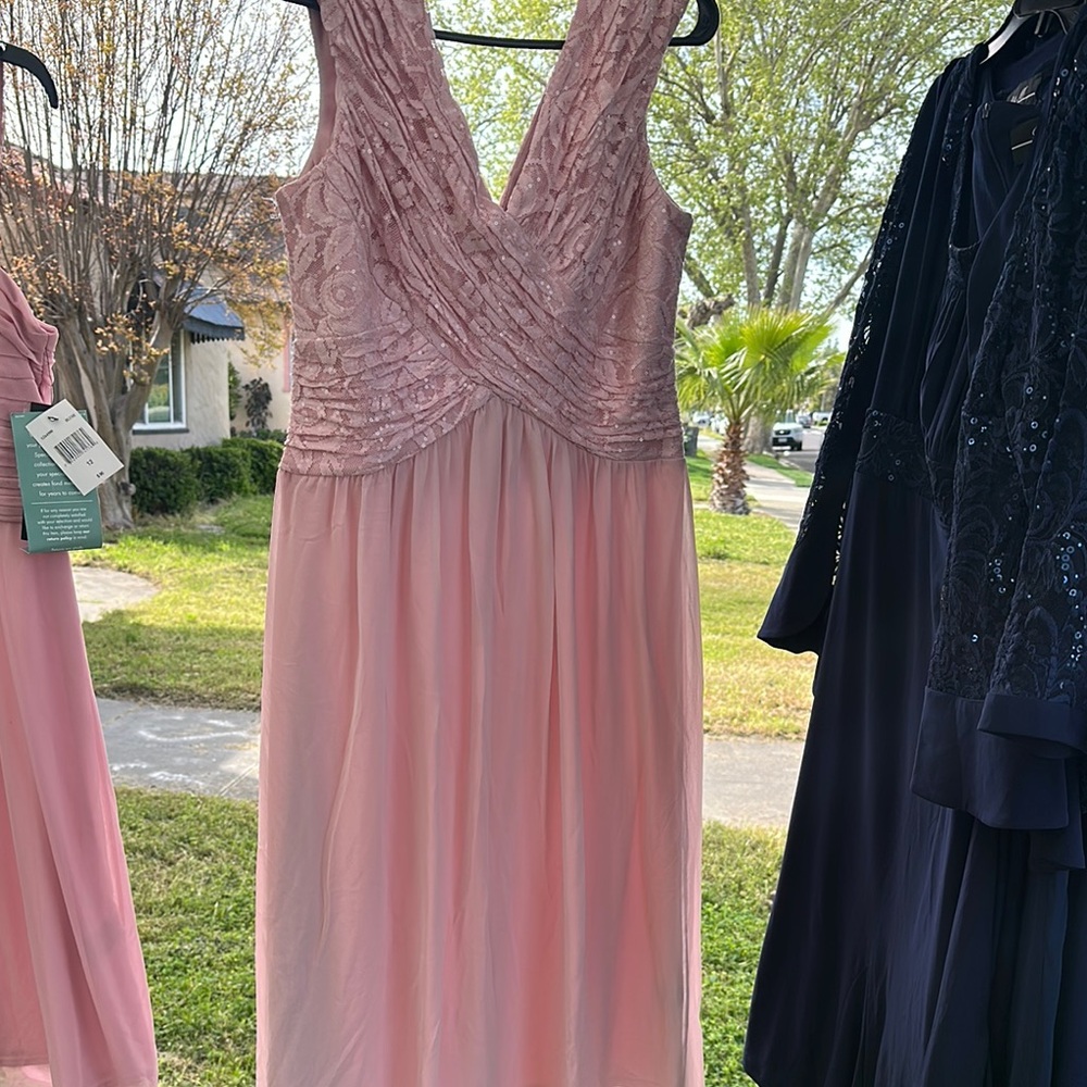 Elegant Pink Sleeveless Dress